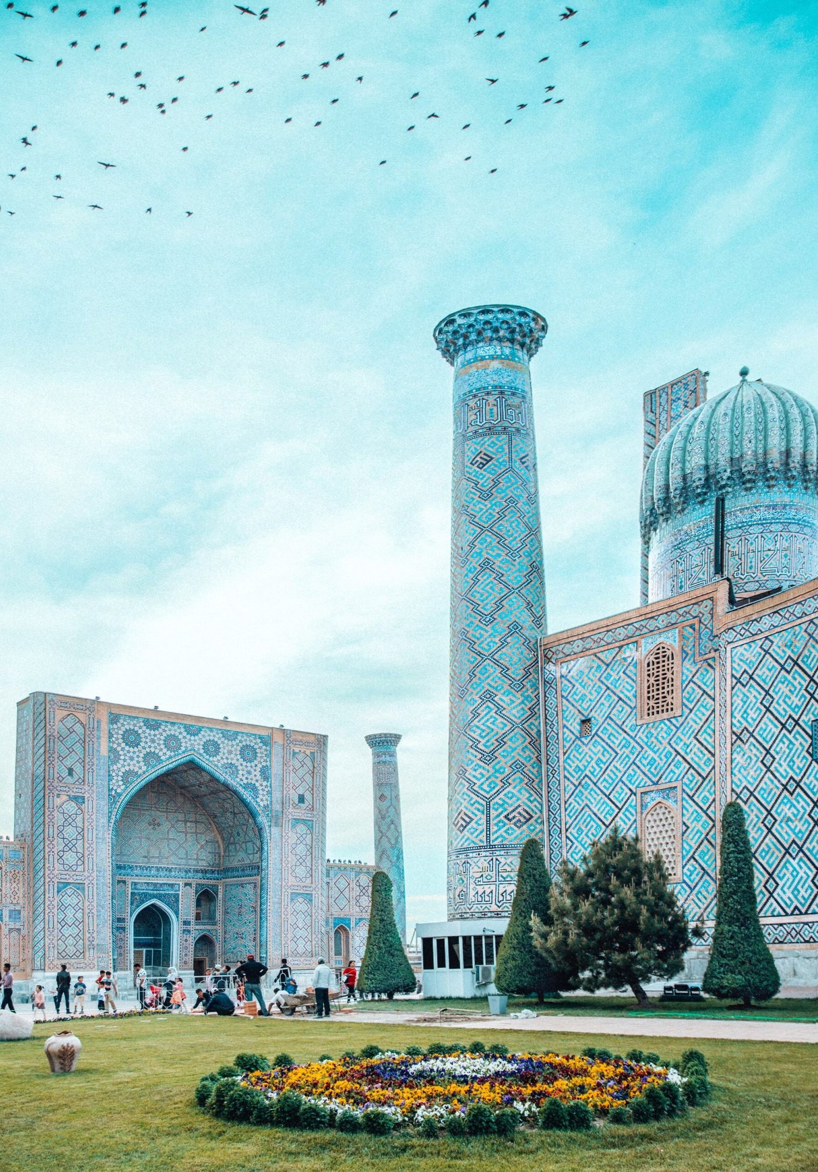 TopReasonstoVisitUzbekistanSamarkand scaled e1746803844733